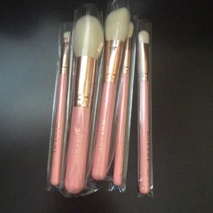 Limited edition Morphe brushes